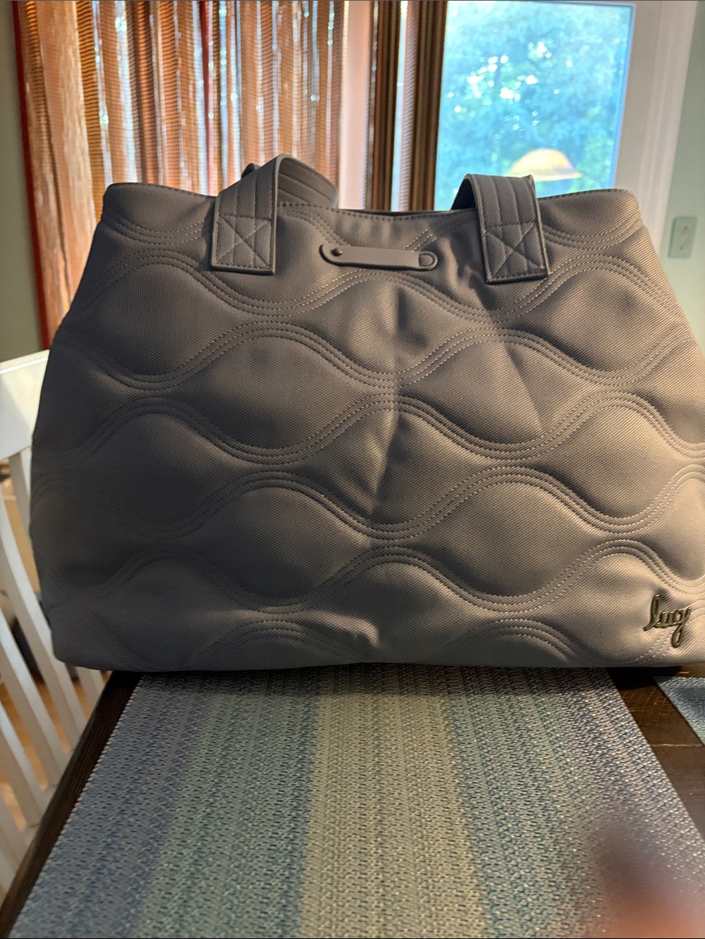 lug Quilted Wave Tote in Gray